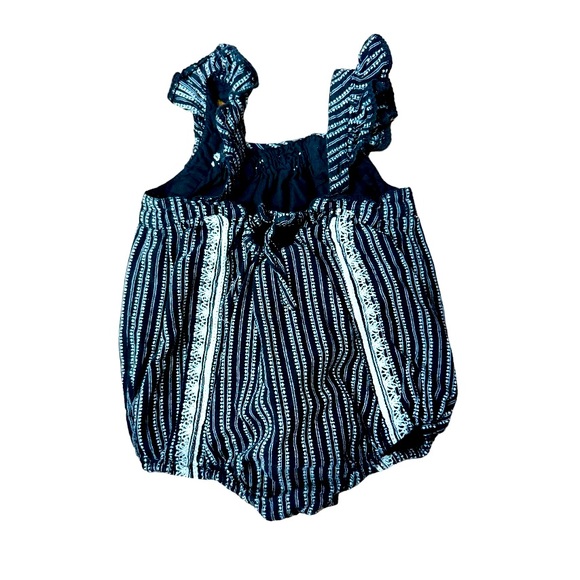 Max studio romper. Size 24 months. - Picture 2 of 2